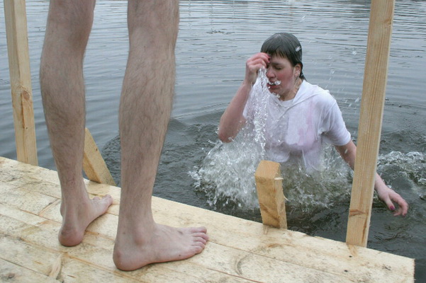 Воронежцев попросили отказаться от купания на Крещение