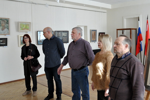 Первая персональная выставка замечательного воронежского художника оказалась посмертной