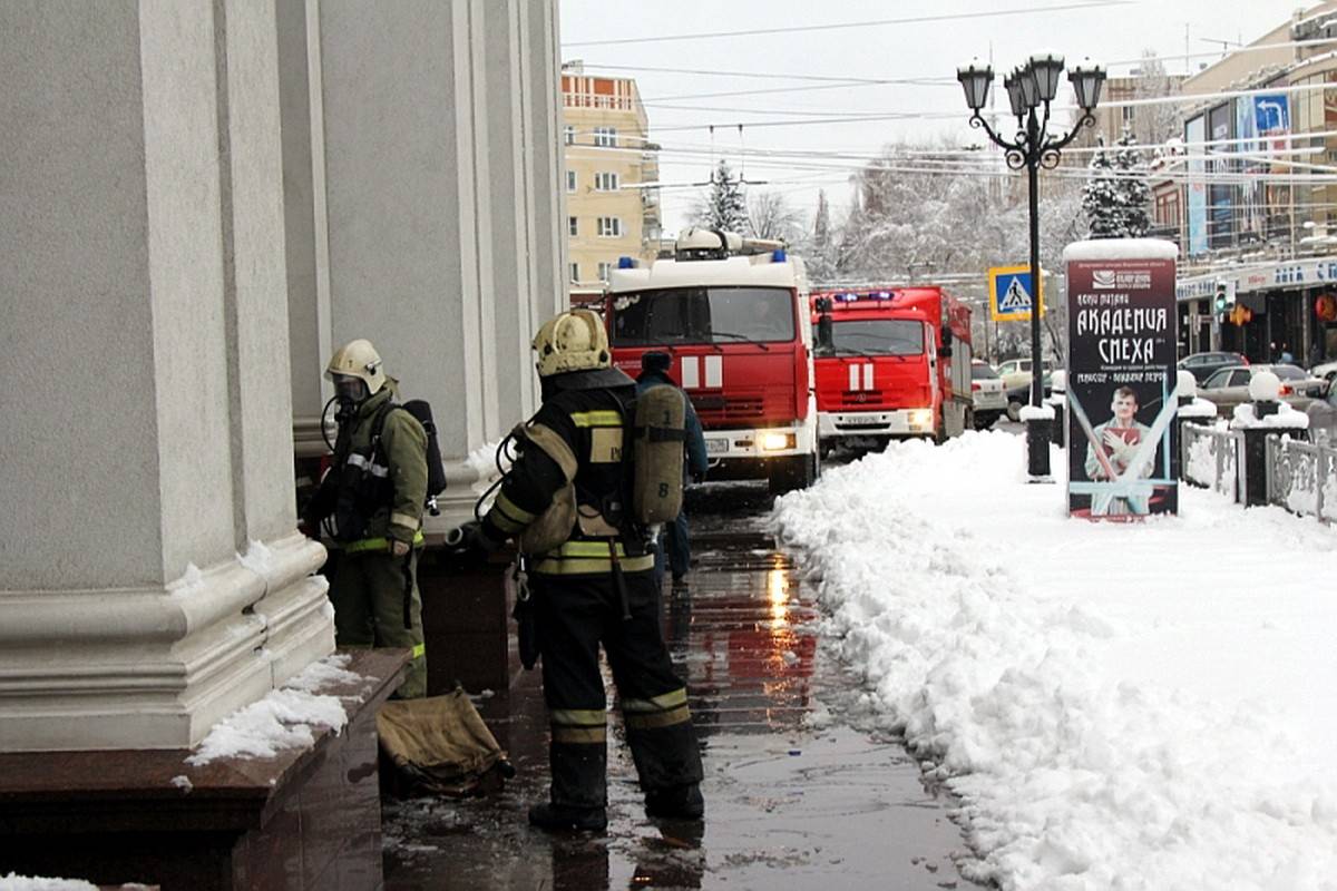 Жизнь – это пожар в театре — Театр — Культура ВРН