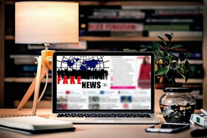 Роскомнадзор опубликовал перечень СМИ – поставщиков фейковых новостей