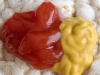 Кетчуп или горчица – что полезнее (вреднее) для здоровья?