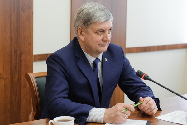 Обращение губернатора Александра Гусева к жителям Воронежской области в связи с пандемией коронавируса