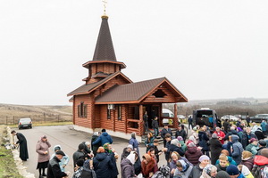 Митрополит Сергий освятил новый храм близ Воронежа