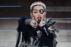 Мадонна не может продать билеты на концерт в Бруклине