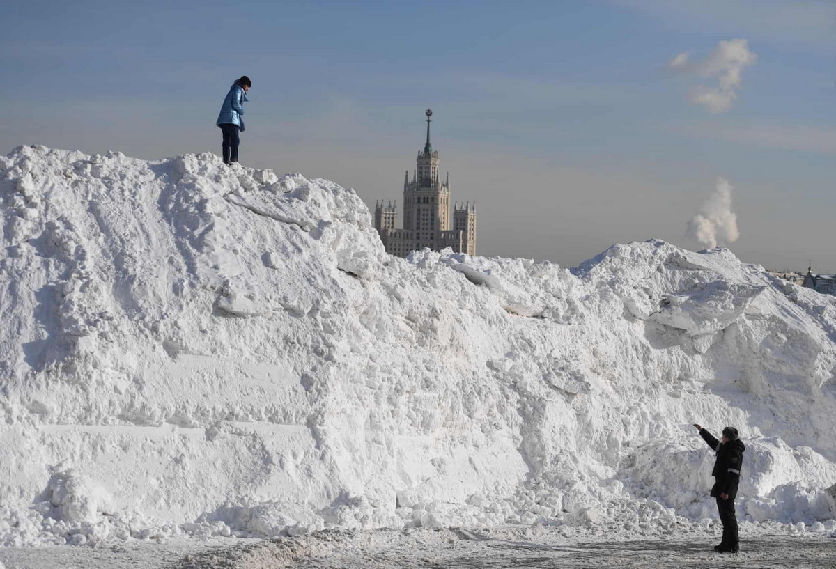 москва сугробы