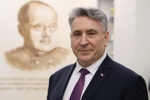Глава Воронежа Сергей Петрин поздравил Ивана Мошурова с 60-летием