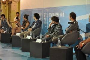 Первые пресс-конференции Платоновского фестиваля  дали актёры из Грузии и Италии, музыканты Алексей Огринчук и Оливье Патей