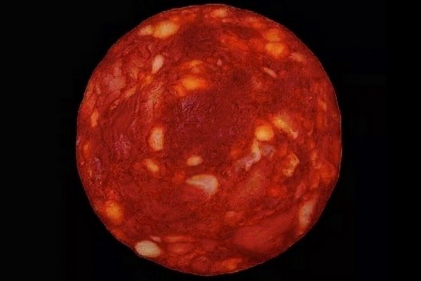 Учёный опубликовал фото колбасы под видом снимка звезды с телескопа «Джеймс Уэбб»