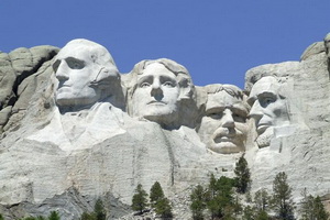 В США потребовали снести один из главных мемориалов – Гору Рашмор, Скалу президентов