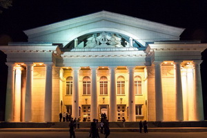 Саратовский театр оперы и балета реконструируют за три года за полтора миллиарда