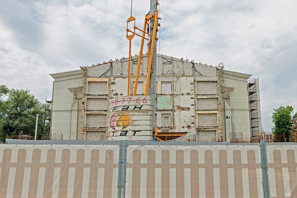 Через три года после начала реконструкция Саратовского оперного театра зашла в тупик