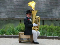 Лингвисты шутят: нашли связь между Trump и Trompeta