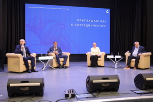 Мэр Воронежа Сергей Петрин встретился со студентами Воронежского государственного технического университета